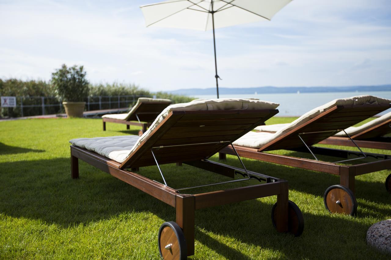 Pole Position Beach Hotel バラトンサールソー エクステリア 写真